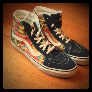 Star Wars Vans (Yoda) Hi-Tops size 10
